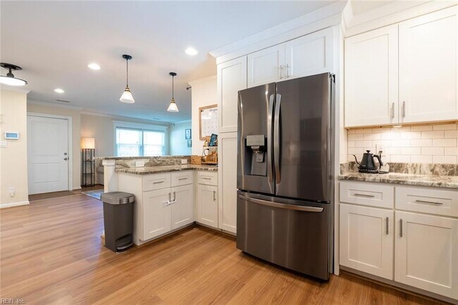 Building Photo - 820 Plainsman Ct