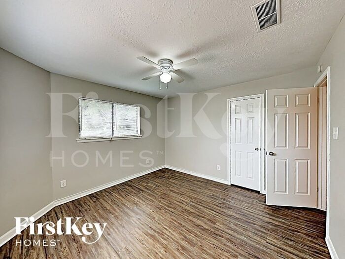 Building Photo - 6622 Autumn Flowers Dr