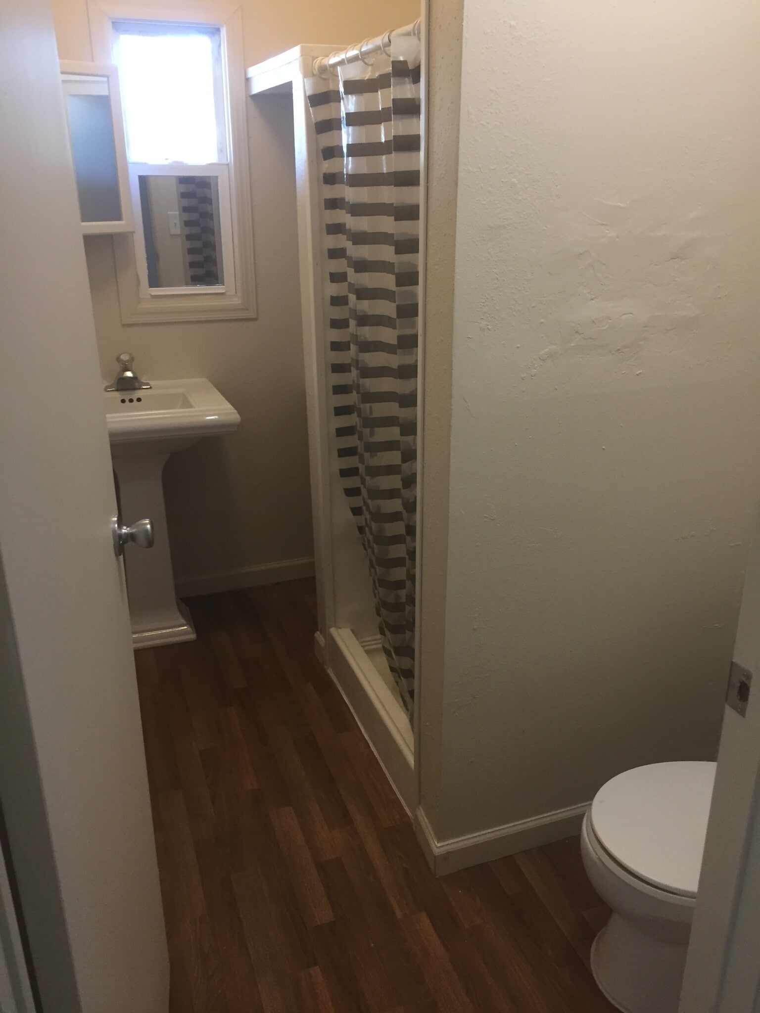 Hall Bath - 4830 Virginia Ave