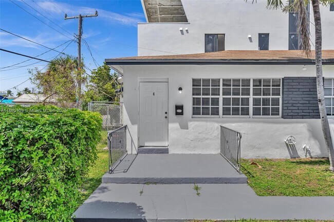 Primary Photo - 750 84th St