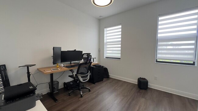 Building Photo - 16408 Sea Turtle Pl