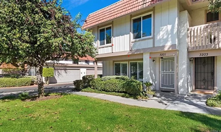 Building Photo - 3201 Via Pescado