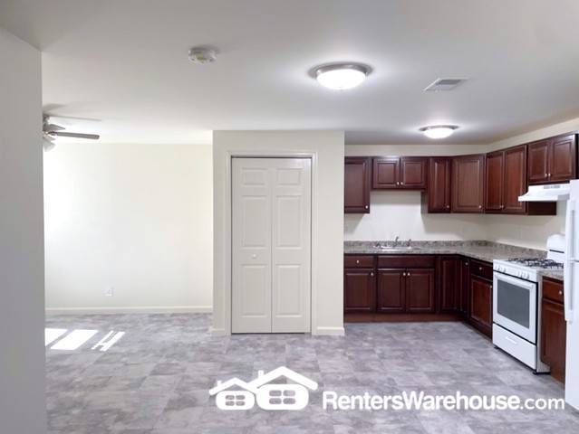 Building Photo - 4819 Eastern Ave