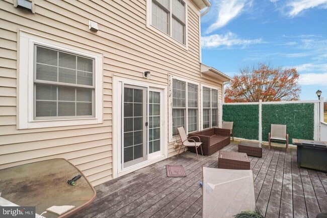 Building Photo - 5400 Marshalls Choice Dr
