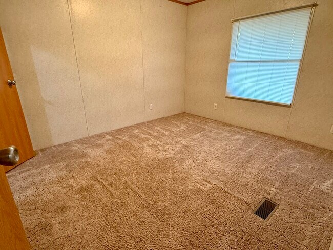 Building Photo - 3661 Augusta-Berlin Rd