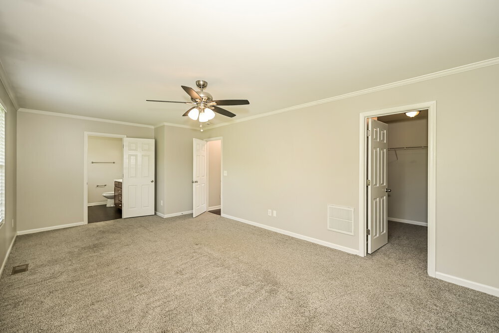 Building Photo - 1016 Solomon Ln