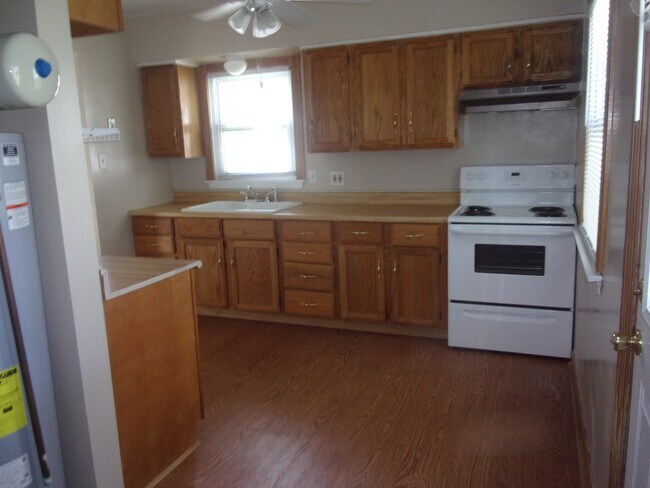 Building Photo - 1235 ANDERSON