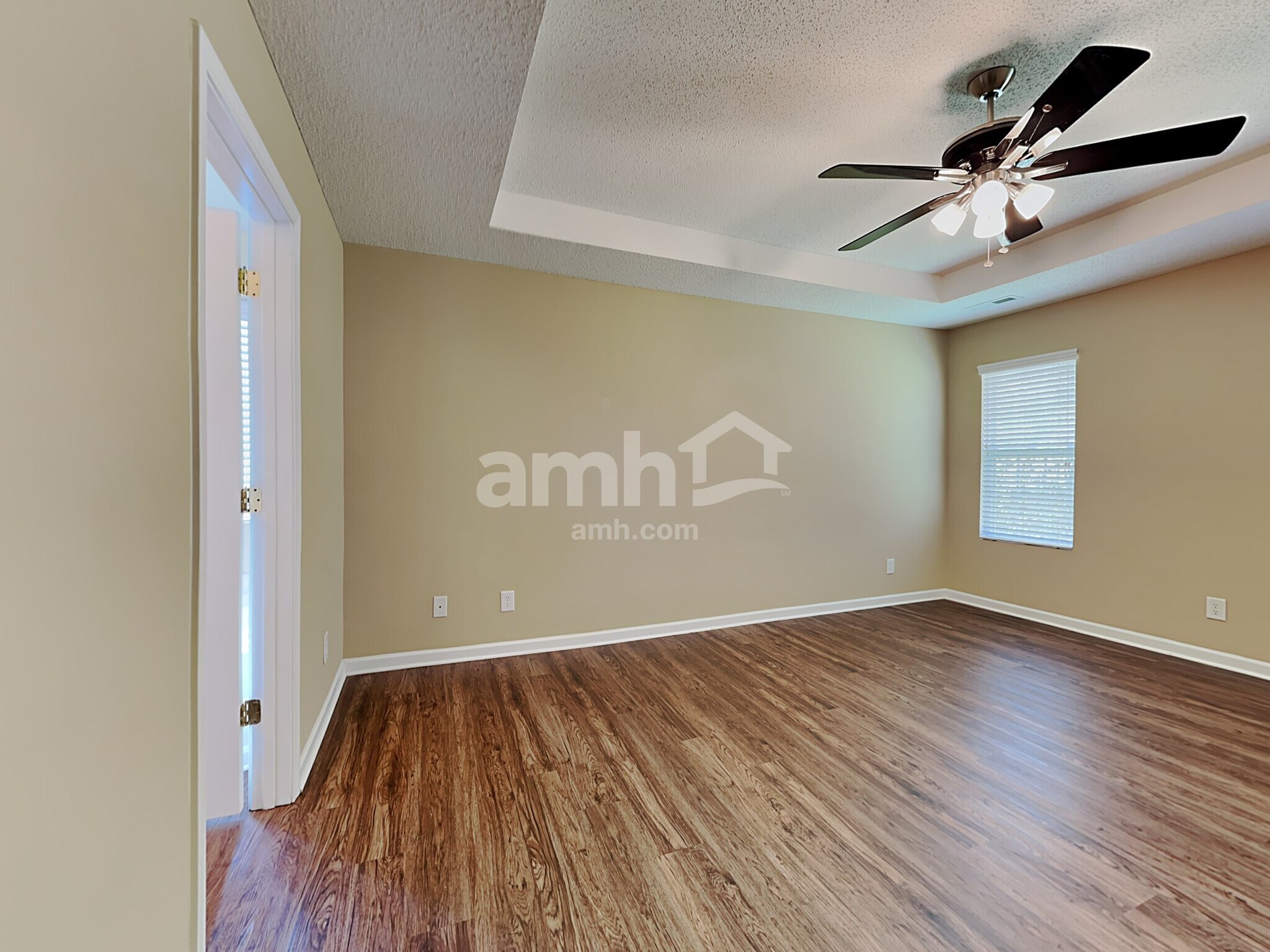 Building Photo - 1207 Hampton Park Dr