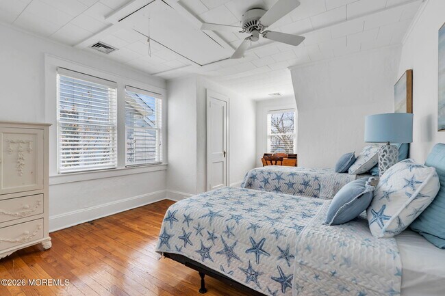 Building Photo - 111 Chicago Blvd