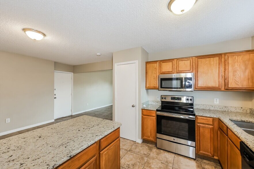 Building Photo - 8736 Eaglestone Way