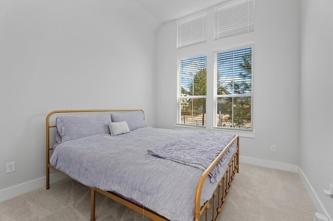 Building Photo - 28182 White Mdw Ln