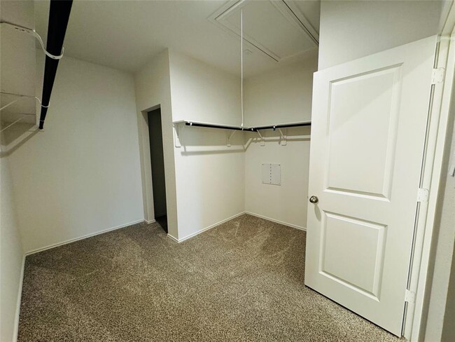 Building Photo - 4218 freya pointe Dr