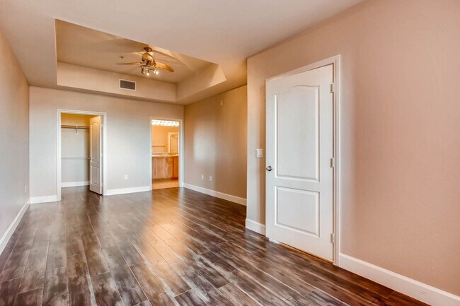 Building Photo - 67 E Agate Ave