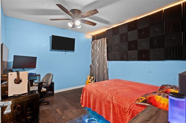 Building Photo - 3005 Woodlark Dr