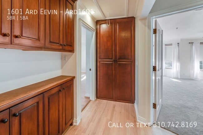 Building Photo - 1601 Ard Eevin Ave