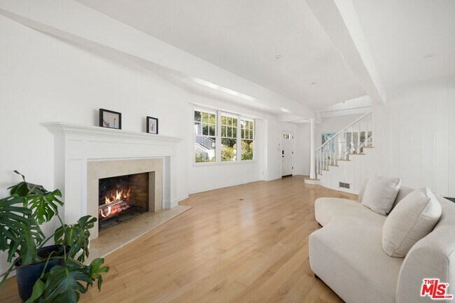 Building Photo - 1644 Casale Rd