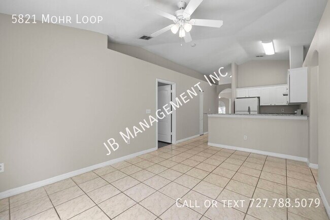 Building Photo - 5821 Mohr Loop