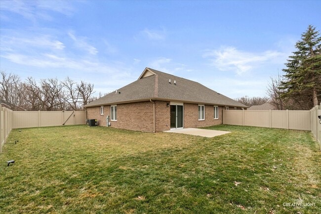 Building Photo - 1260 Oak Grove Ct