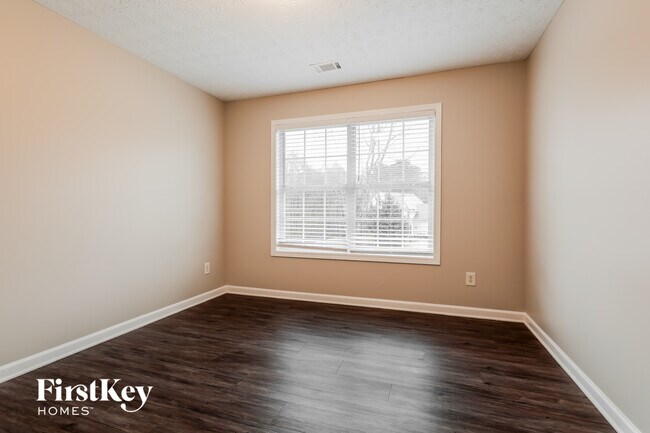 Building Photo - 835 Sweet Mill Ln