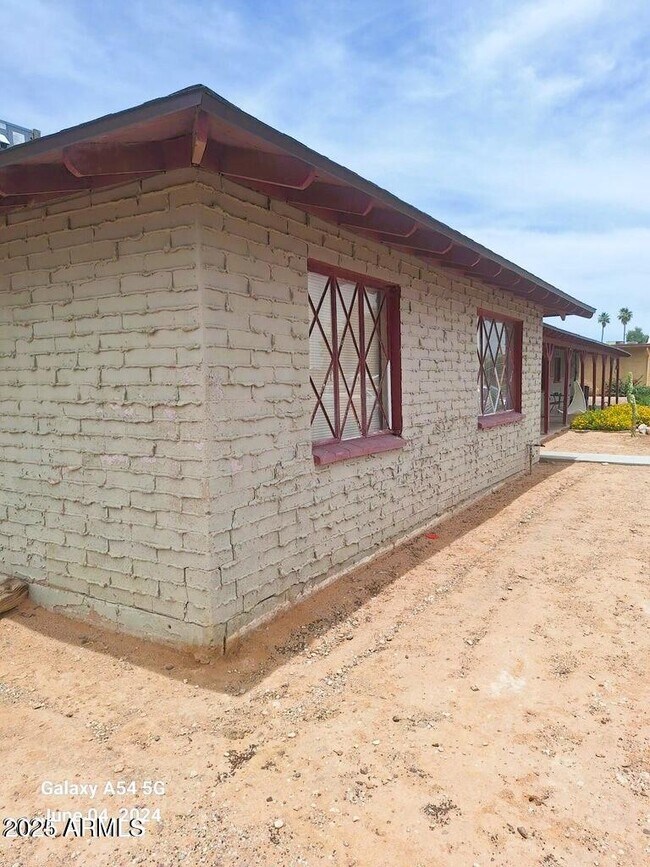 Building Photo - 2401 N Amarillo St