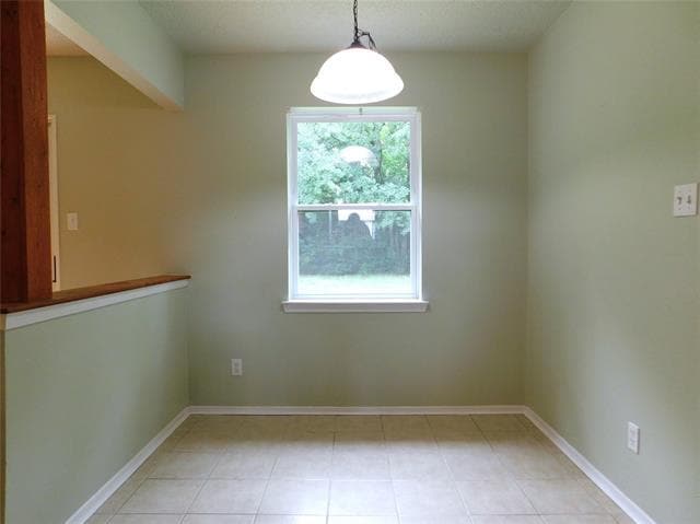 Building Photo - 119 Bluebird Cir