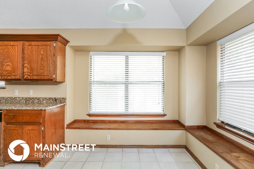 Building Photo - 11233 Cimarron Dr
