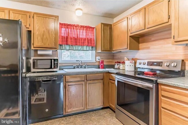 Building Photo - 38426 Laurel Ridge Ct