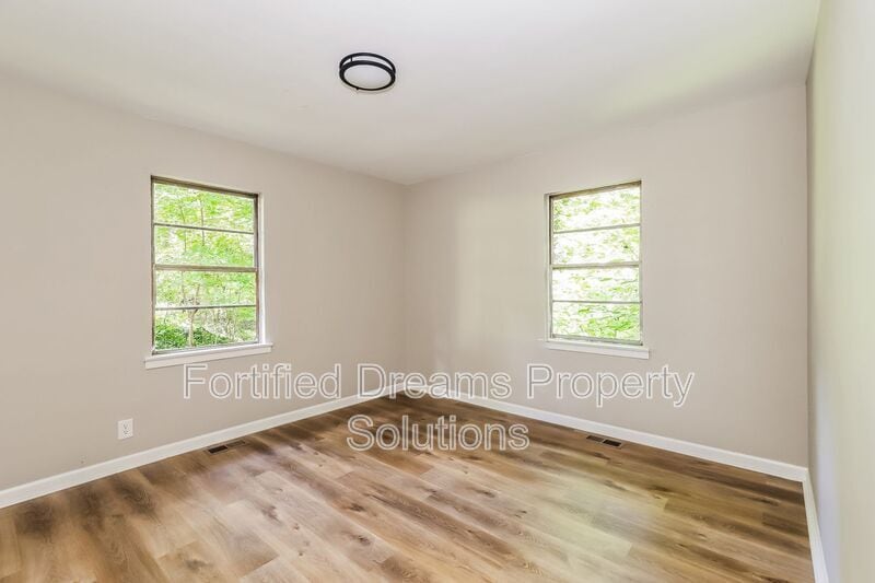 Building Photo - 3680 Yale Ave