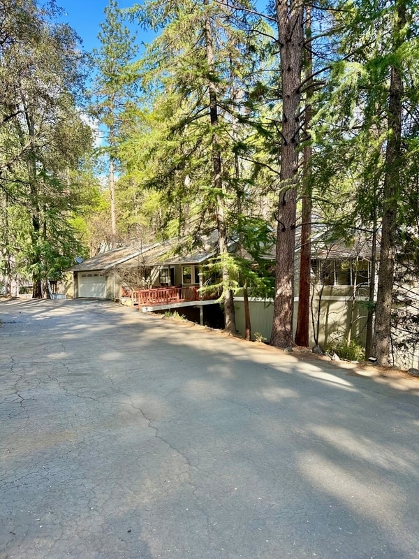 Building Photo - 15593 Carrie Dr