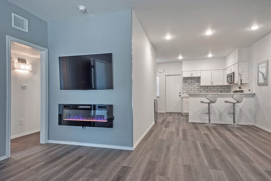 Building Photo - 11234 Park Central Pl