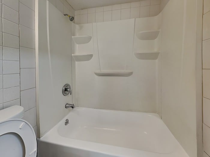 Building Photo - 5701 E 30th Ave