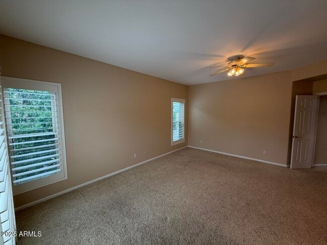 Building Photo - 9216 S 47th Pl