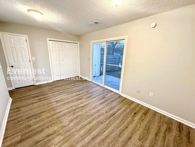 Building Photo - 5406 Notting Hill Rd