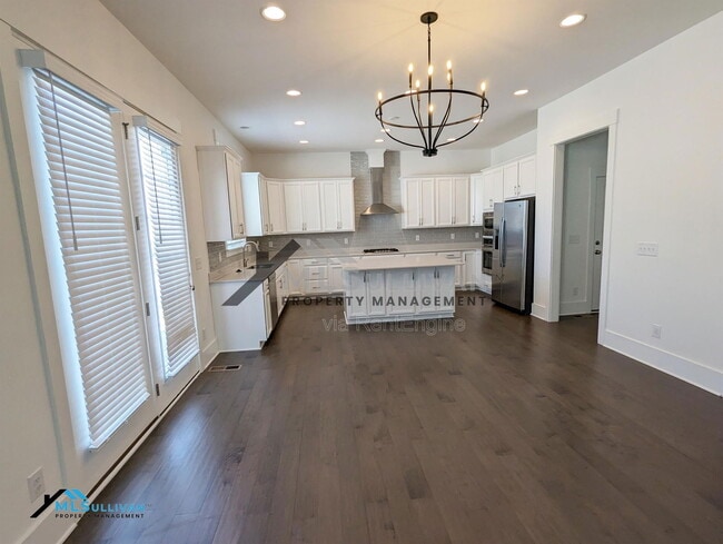 Building Photo - 1100 Fly Catcher Ct