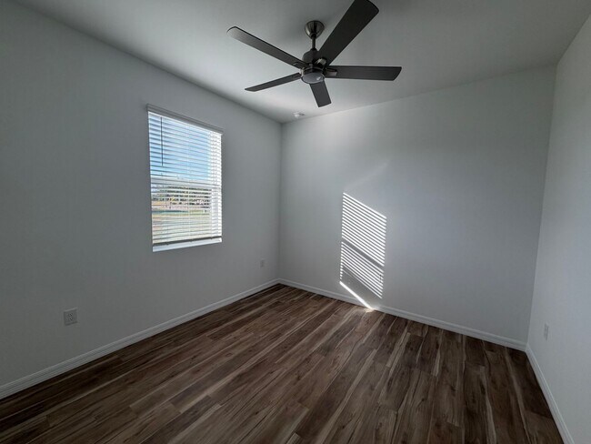 Building Photo - 18418 Wintergarden Ave