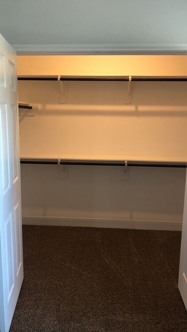 Building Photo - 8218 Parker Rd