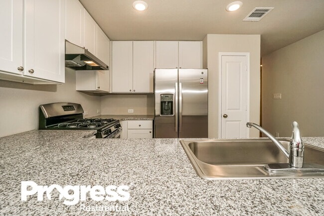 Building Photo - 10518 Varmus Dr