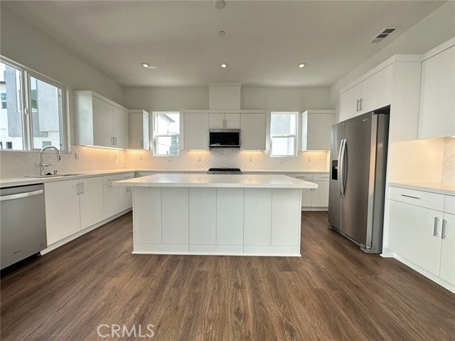 Building Photo - 1723 W Cara Dr