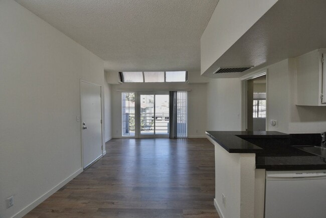 Building Photo - 11416 Albers St