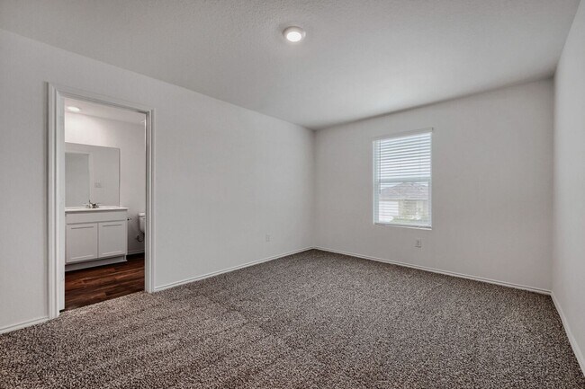Building Photo - New build home! Be the first to live here!
