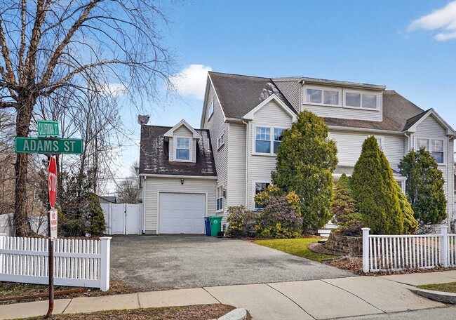 Building Photo - 6 Adams St