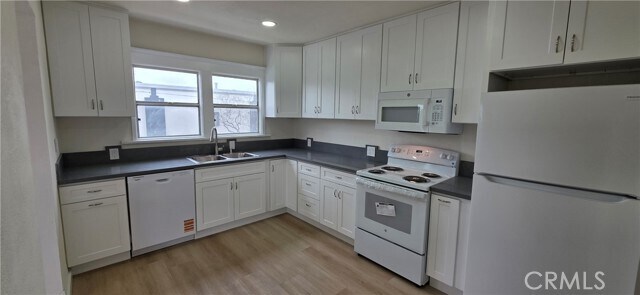 Building Photo - 2838 E 4th St