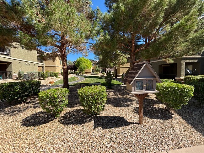 Building Photo - Beautiful 3Bed/2Bath/1Car Condo in Sky Pointe Community – Northwest Las Vegas!