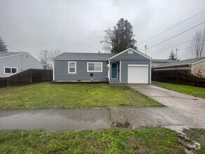 Building Photo - Stunning Newly Remodeled Two Bedroom Home ...