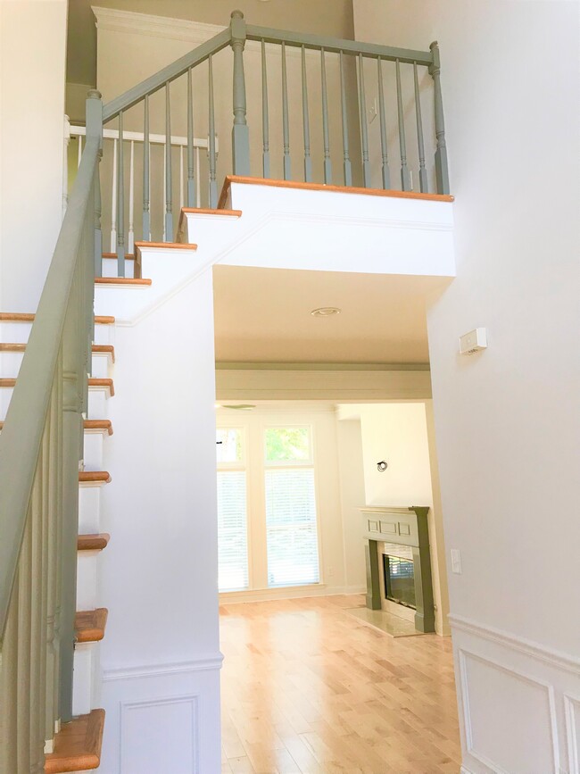 Stairs - 1920 Barrett Knoll Cir