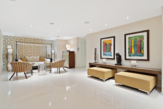 Building Photo - 155 S Ocean Ave