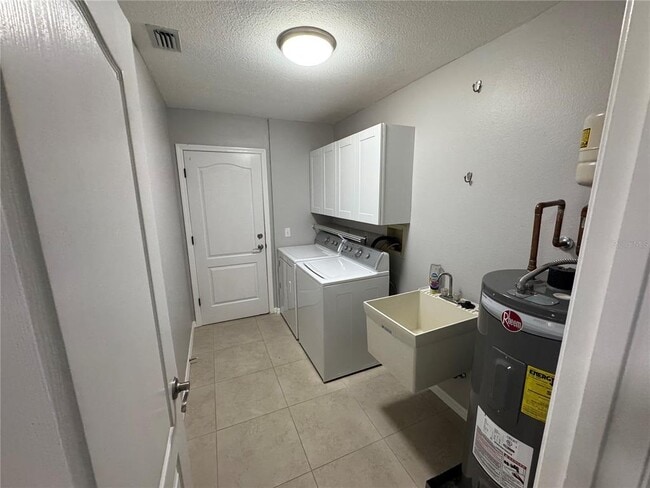 Building Photo - 71 Mark Twain Ln