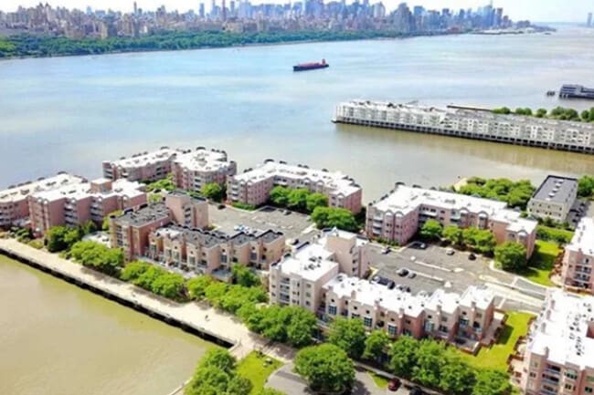 Building Photo - 602 Rutledge Ct