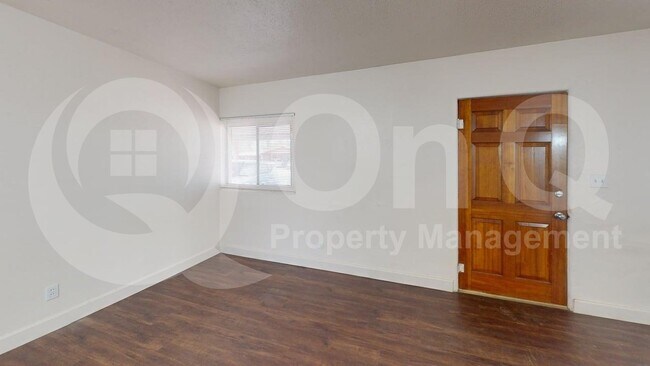 Building Photo - 2760 N Palo Verde Ave