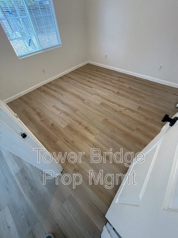 Building Photo - 1313 Lochbrae Rd